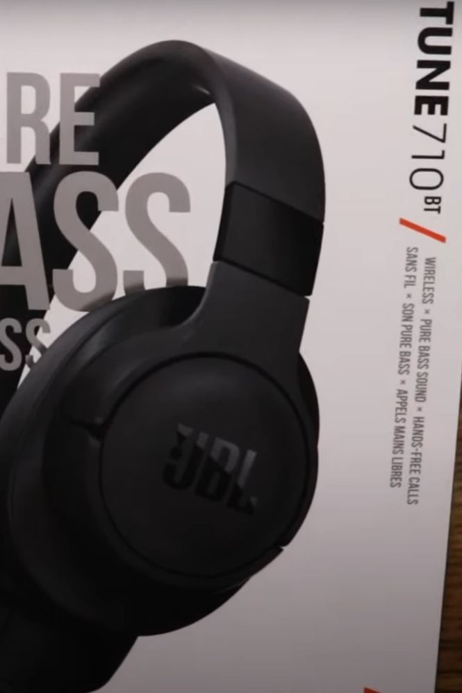 Casti JBL Tune 710